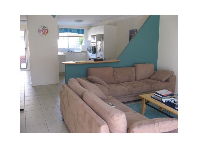 2/66 Tweed Coast Road, Pottsville NSW 2489