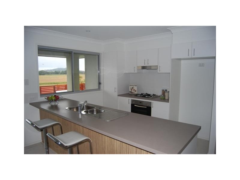 10 “PARKVIEW”Lennox Circuit, Pottsville NSW 2489