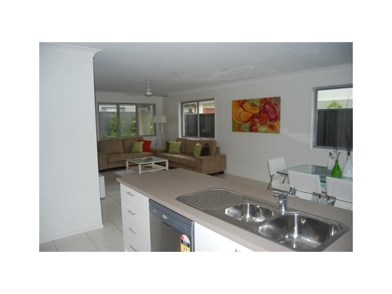 10 “PARKVIEW”Lennox Circuit, Pottsville NSW 2489