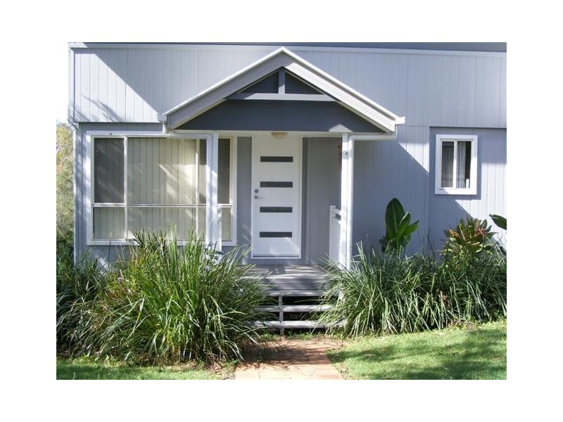 9 Flintwood Street, Pottsville NSW 2489