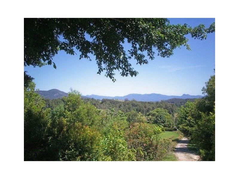 38 Summerhill Close, Stokers Siding NSW 2484