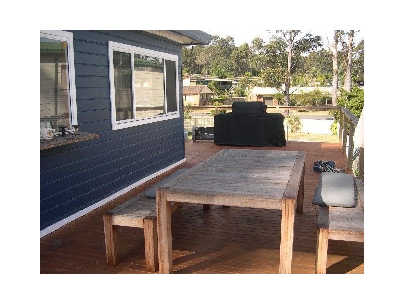 19 Graham Ave, St Georges Basin NSW 2540