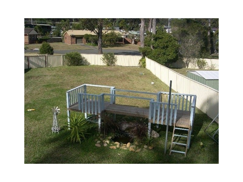 19 Graham Ave, St Georges Basin NSW 2540