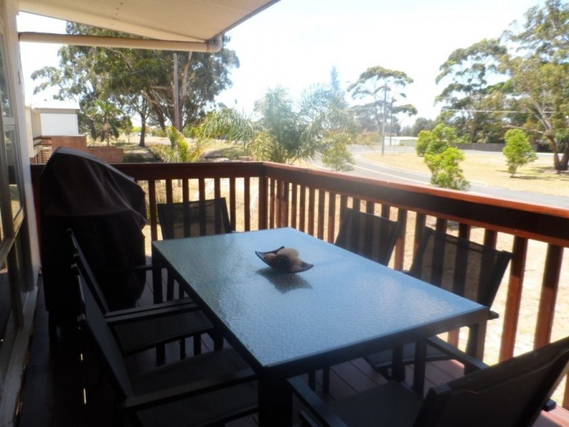 2/5 Beach Street, Vincentia NSW 2540