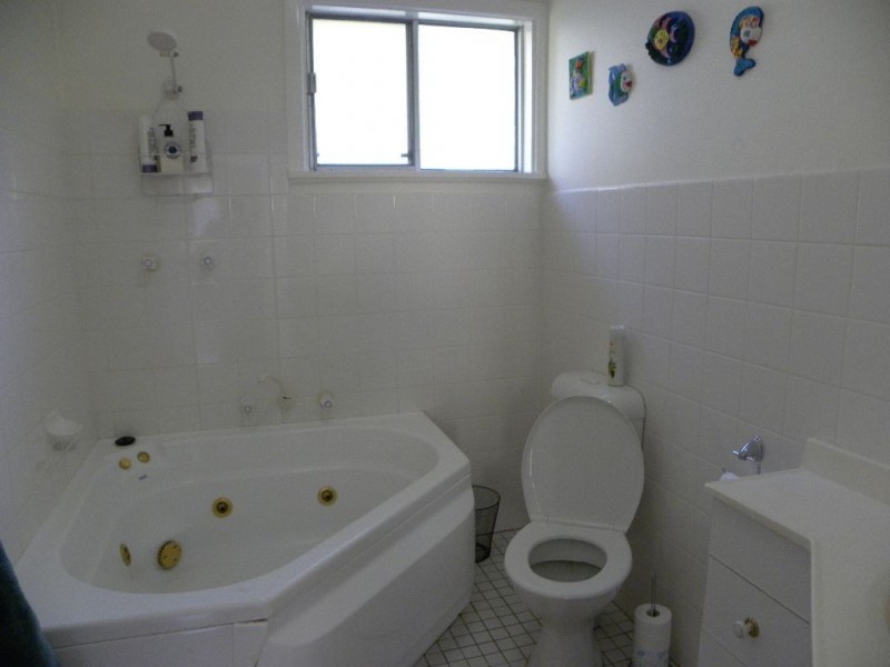 419 Elizabeth Drive, Vincentia NSW 2540