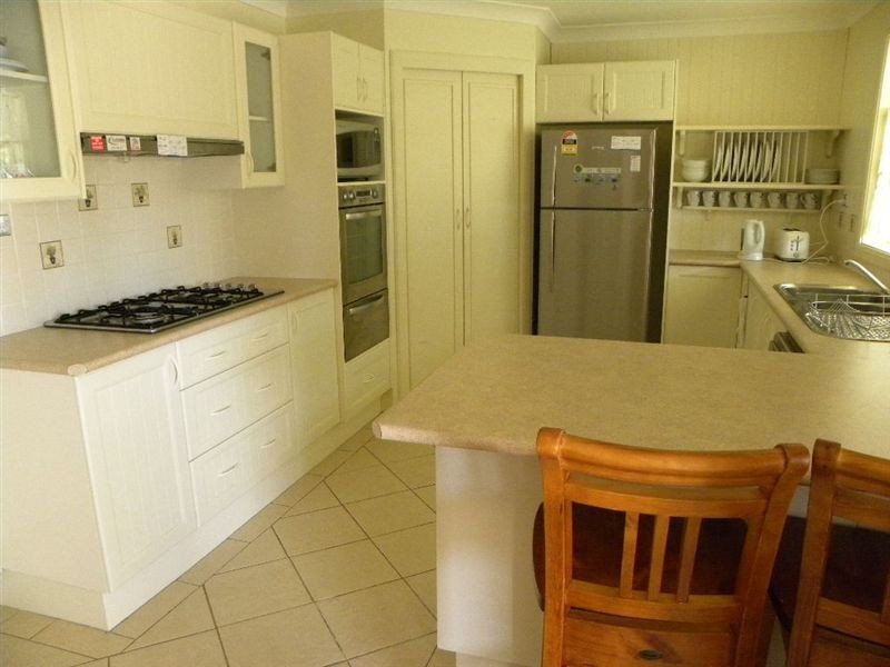 38 Hogbin Cres, Sanctuary Point NSW 2540