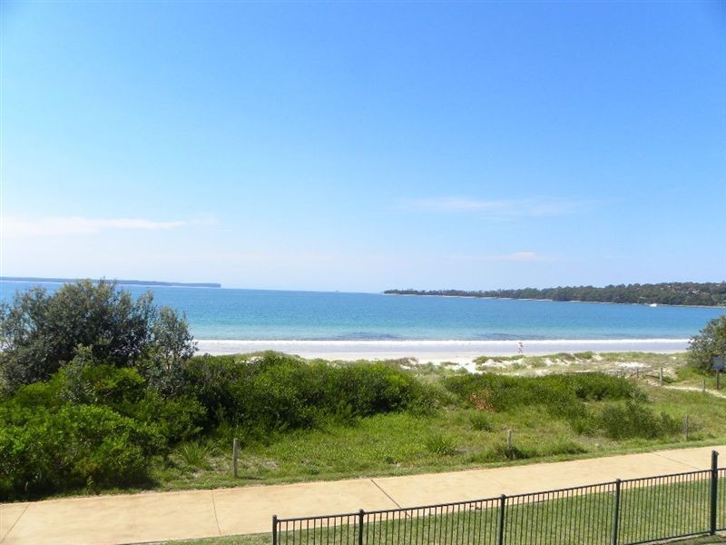 2/76 Elizabeth Drive, Vincentia NSW 2540