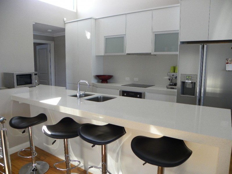 2/76 Elizabeth Drive, Vincentia NSW 2540