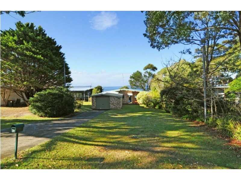 92 Cyrus Street, Hyams Beach NSW 2540