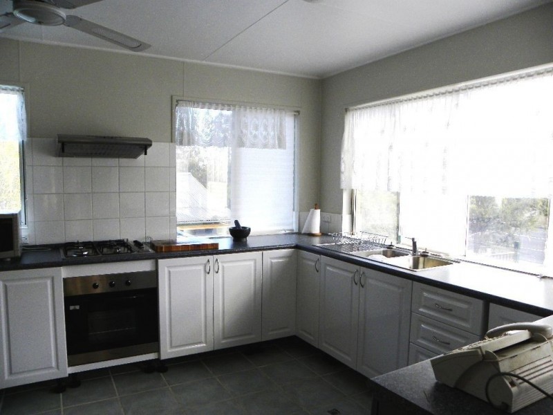 174 Island Point Rd, St Georges Basin NSW 2540