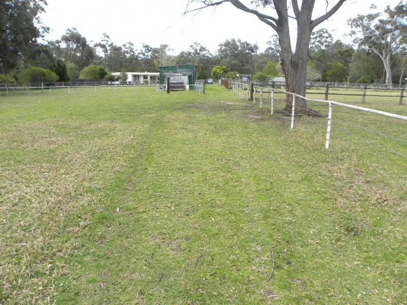 40 Jervis Bay Road, Falls Creek NSW 2540