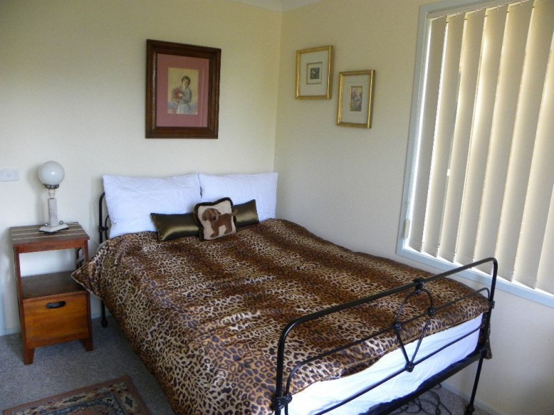 3 Tharwa Road, Vincentia NSW 2540