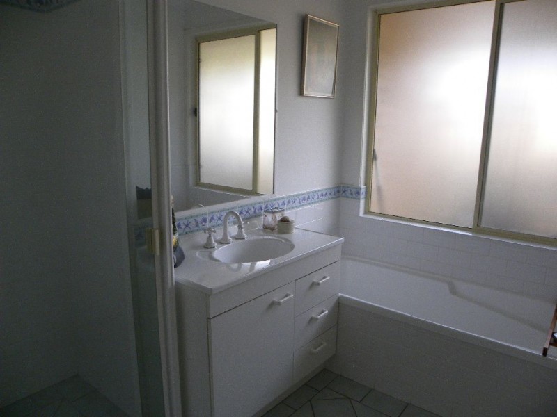 3 Tharwa Road, Vincentia NSW 2540