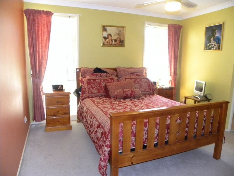 10 Tallyan Point Road, Basin View NSW 2540