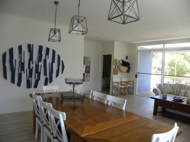 11 Caroline Street, Vincentia NSW 2540