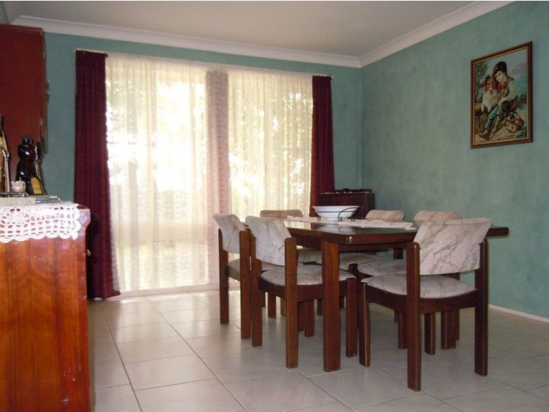 11 Riverside Esp, Basin View NSW 2540