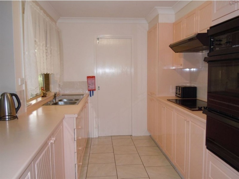 11 Riverside Esp, Basin View NSW 2540