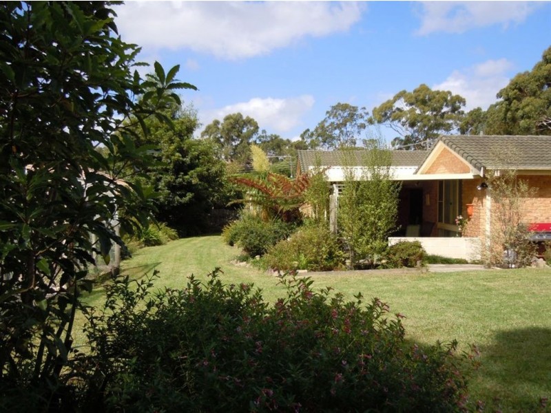 11 Riverside Esp, Basin View NSW 2540