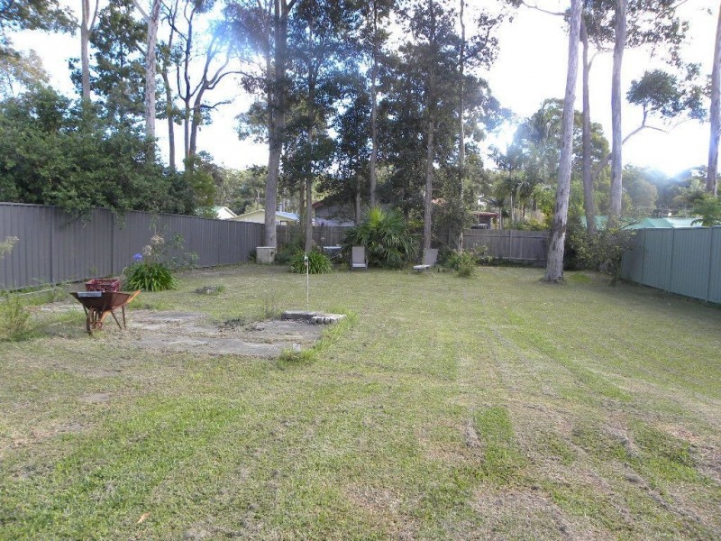 17 Roberts St, Old Erowal Bay NSW 2540