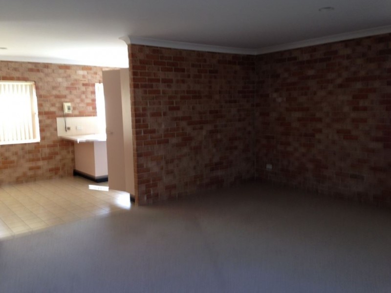 1/35 Fairway Drive, Sanctuary Point NSW 2540