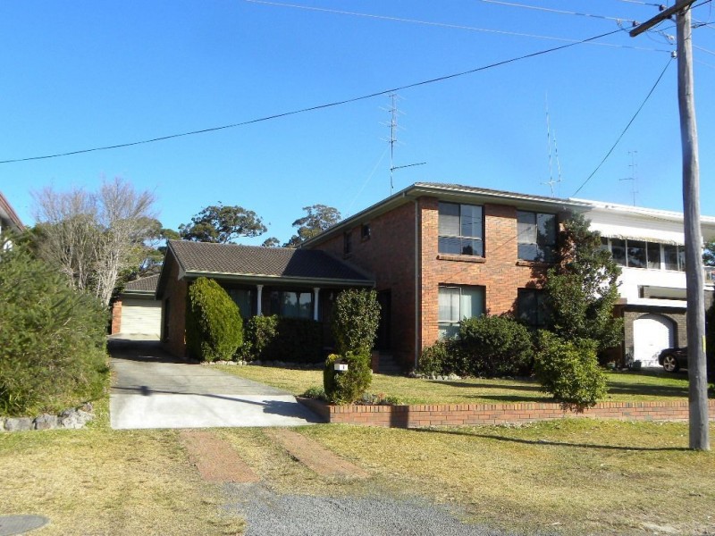 9 Lambs Cres, Vincentia NSW 2540