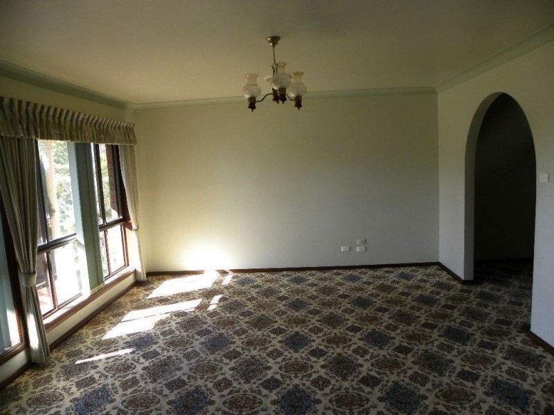 9 Lambs Cres, Vincentia NSW 2540