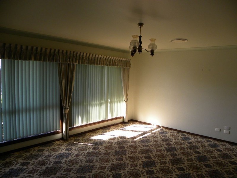 9 Lambs Cres, Vincentia NSW 2540