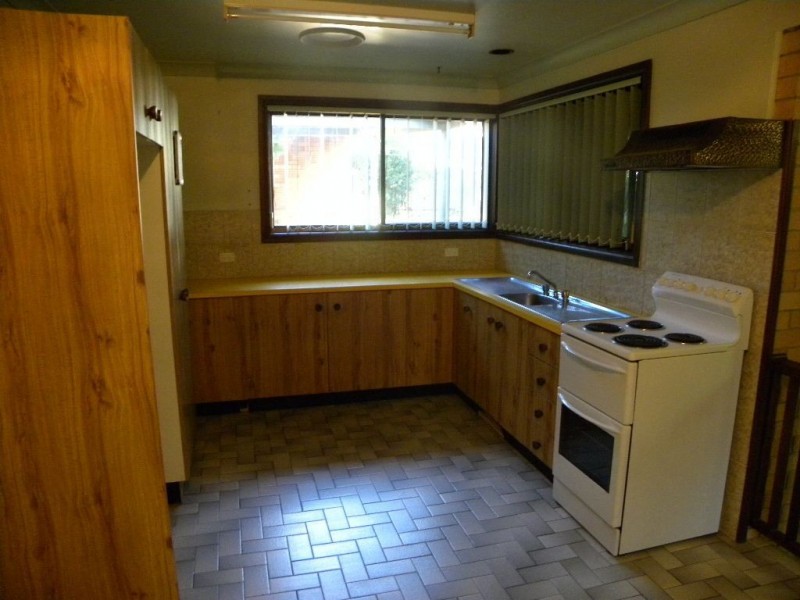 9 Lambs Cres, Vincentia NSW 2540