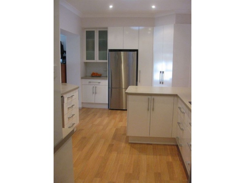215 Walmer Avenue, Sanctuary Point NSW 2540