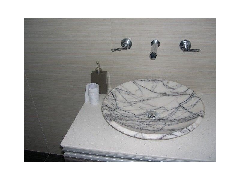 19 Graham Ave, St Georges Basin NSW 2540