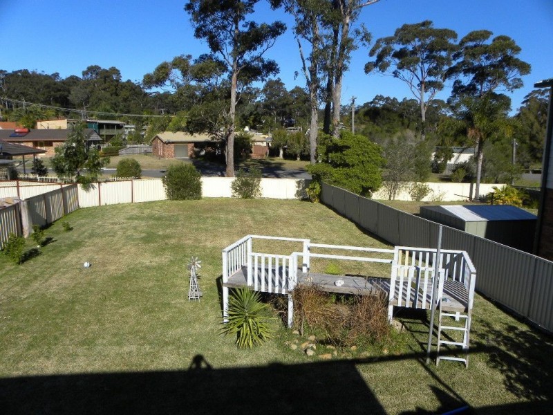 19 Graham Ave, St Georges Basin NSW 2540