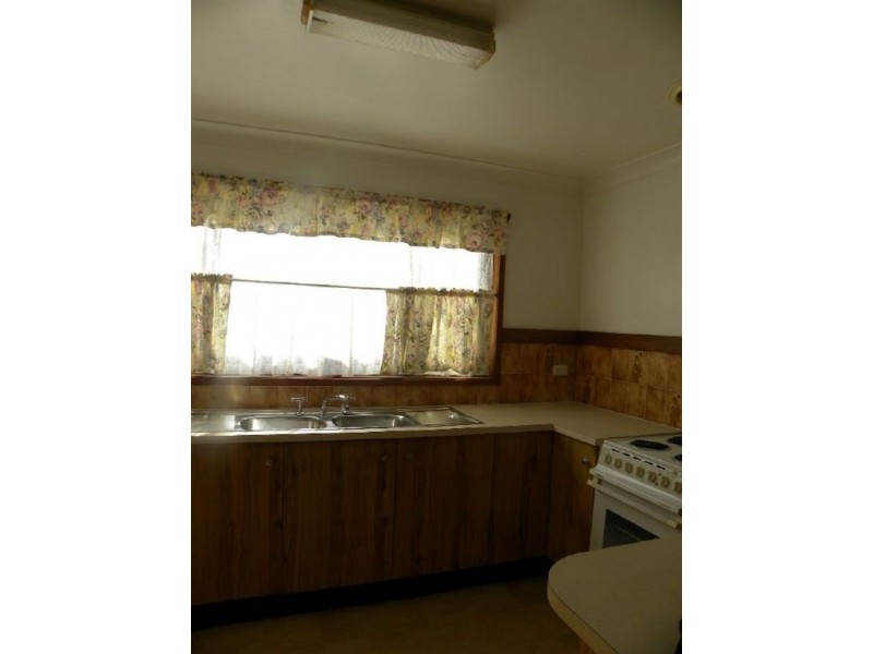 102 Waratah Cres, Sanctuary Point NSW 2540