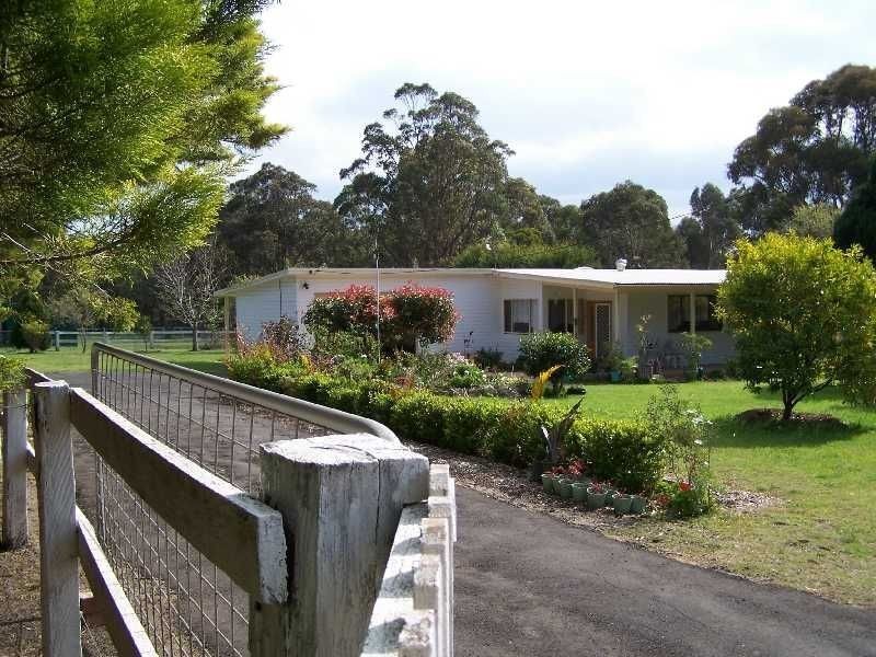 40 Jervis Bay Road, Falls Creek NSW 2540