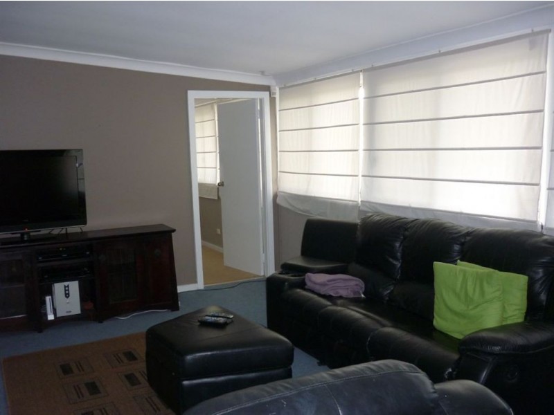 20 Deane Street, St Georges Basin NSW 2540