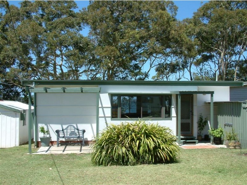 11 Walmer Avenue, Sanctuary Point NSW 2540
