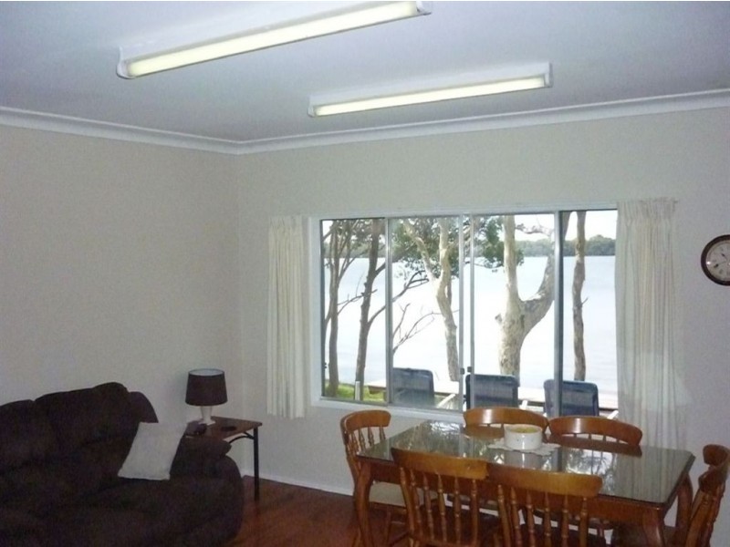11 Walmer Avenue, Sanctuary Point NSW 2540