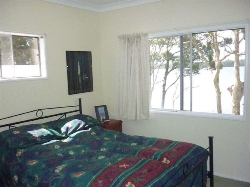 11 Walmer Avenue, Sanctuary Point NSW 2540