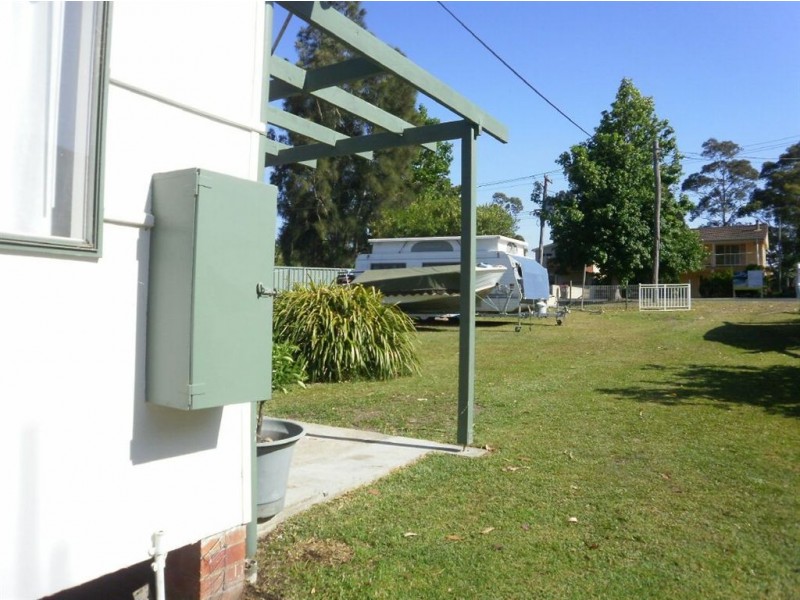 11 Walmer Avenue, Sanctuary Point NSW 2540