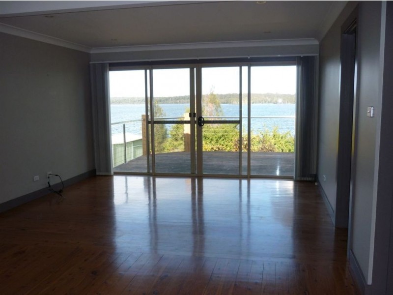 92 Basin View Pde, Basin View NSW 2540
