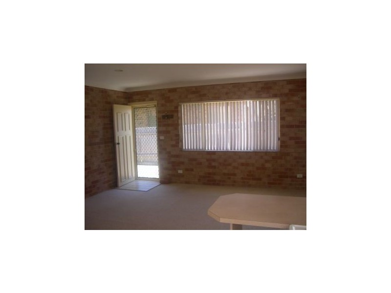 2/35 Fairway Dr, Sanctuary Point NSW 2540