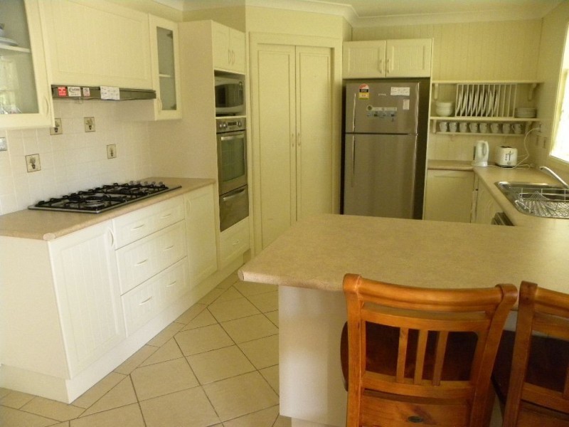 38 Hogbin Cres, Sanctuary Point NSW 2540