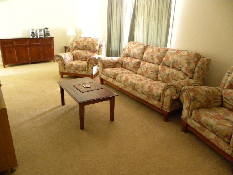 38 Hogbin Cres, Sanctuary Point NSW 2540