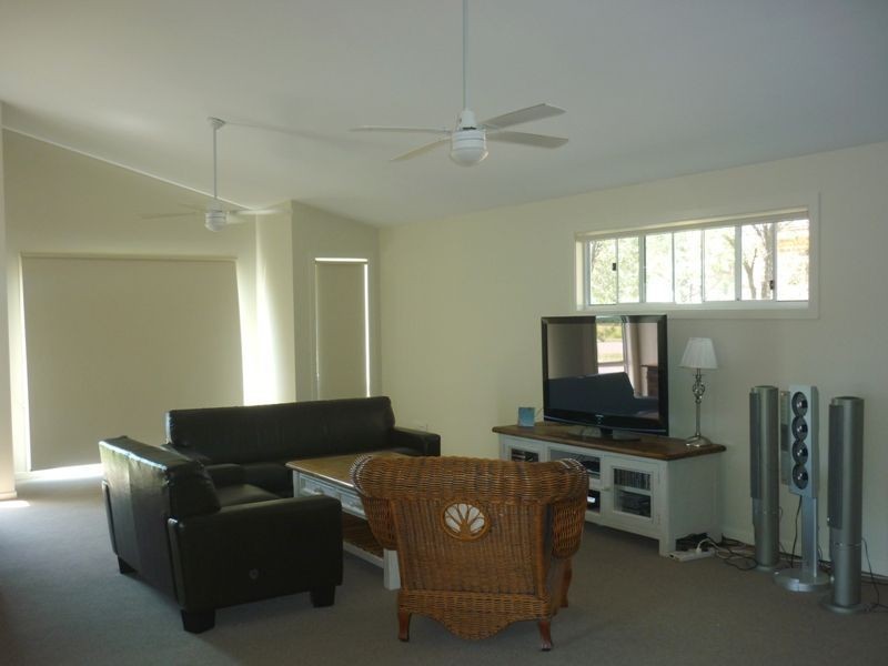 153 Larmer Avenue, Sanctuary Point NSW 2540