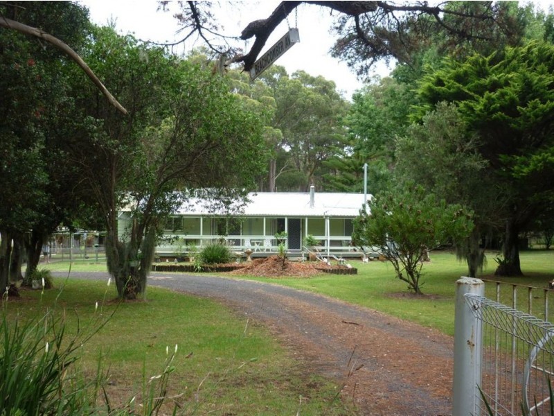 127 Woollamia Road, Woollamia NSW 2540