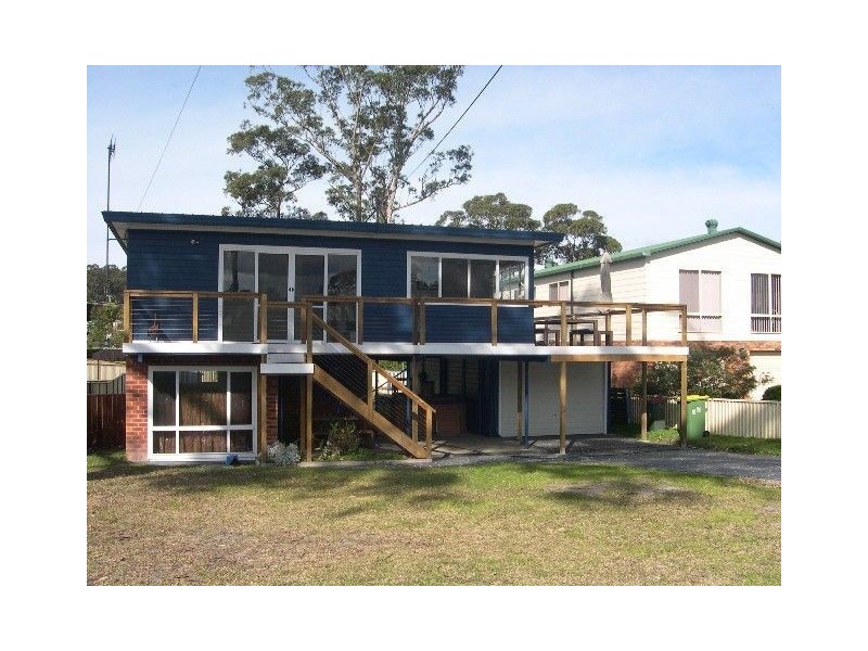 19 Graham Ave, St Georges Basin NSW 2540