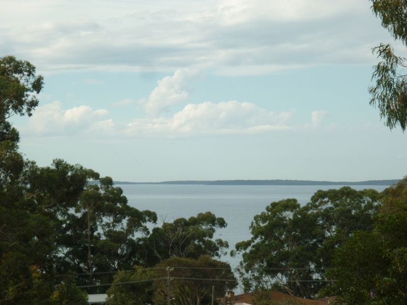 28 Waldegrave Cr, Vincentia NSW 2540