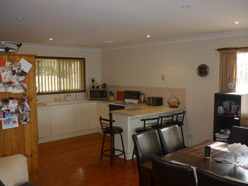 28 Waldegrave Cr, Vincentia NSW 2540