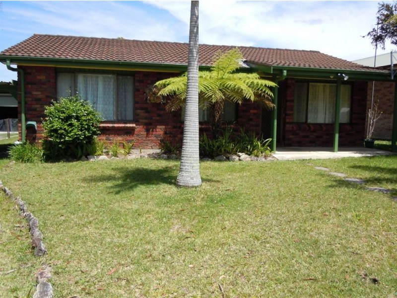 102 Waratah Cres, Sanctuary Point NSW 2540