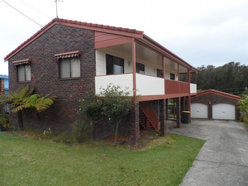 12 Blair Street, Old Erowal Bay NSW 2540