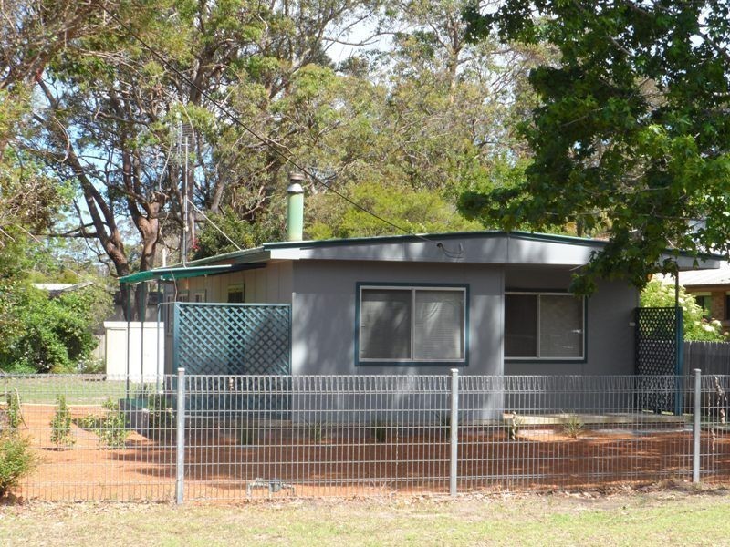 76 Prentice Avenue, Old Erowal Bay NSW 2540